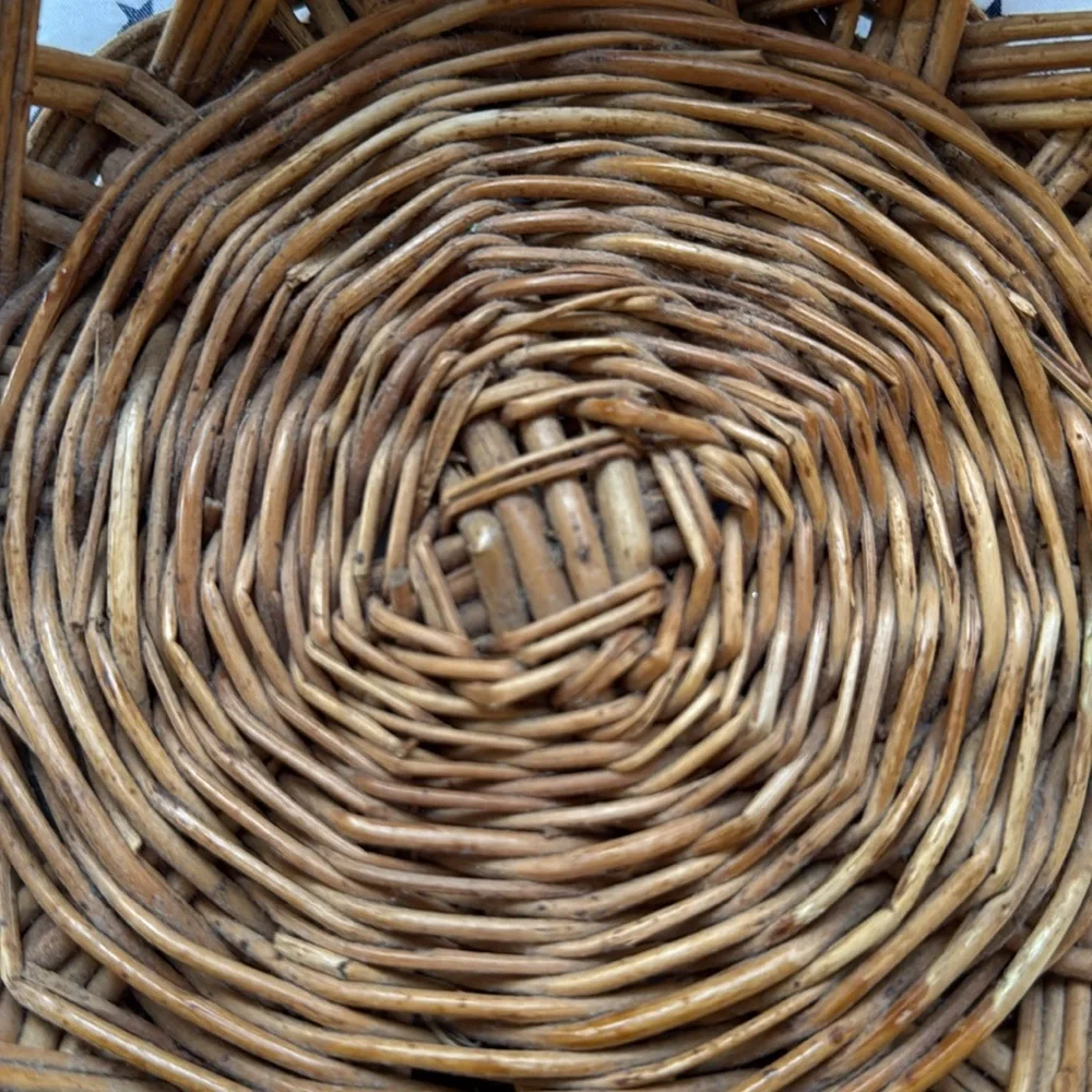 Vintage Yugoslavian Wicker 9.5” Rustic Rattan Round Hand Woven Fruit Basket